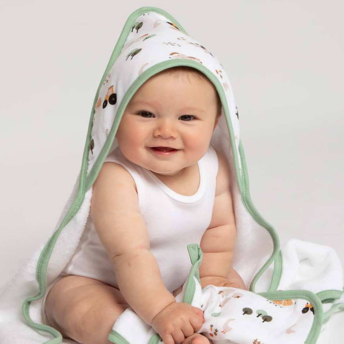 All4Ella Organic Hooded Towel - Country Farm