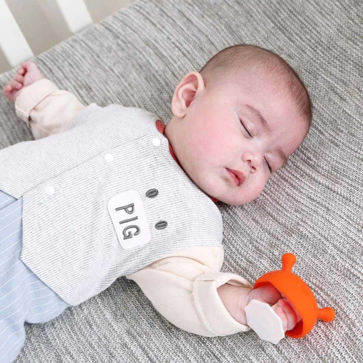 Mombella Mimi Mushroom Soothing Teether Toy