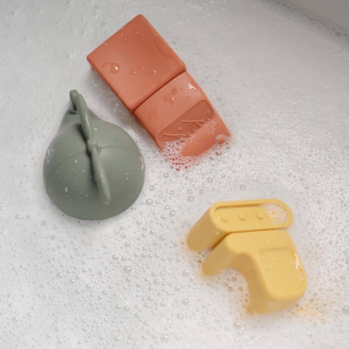 Mushie Vehicles Bath Play Set