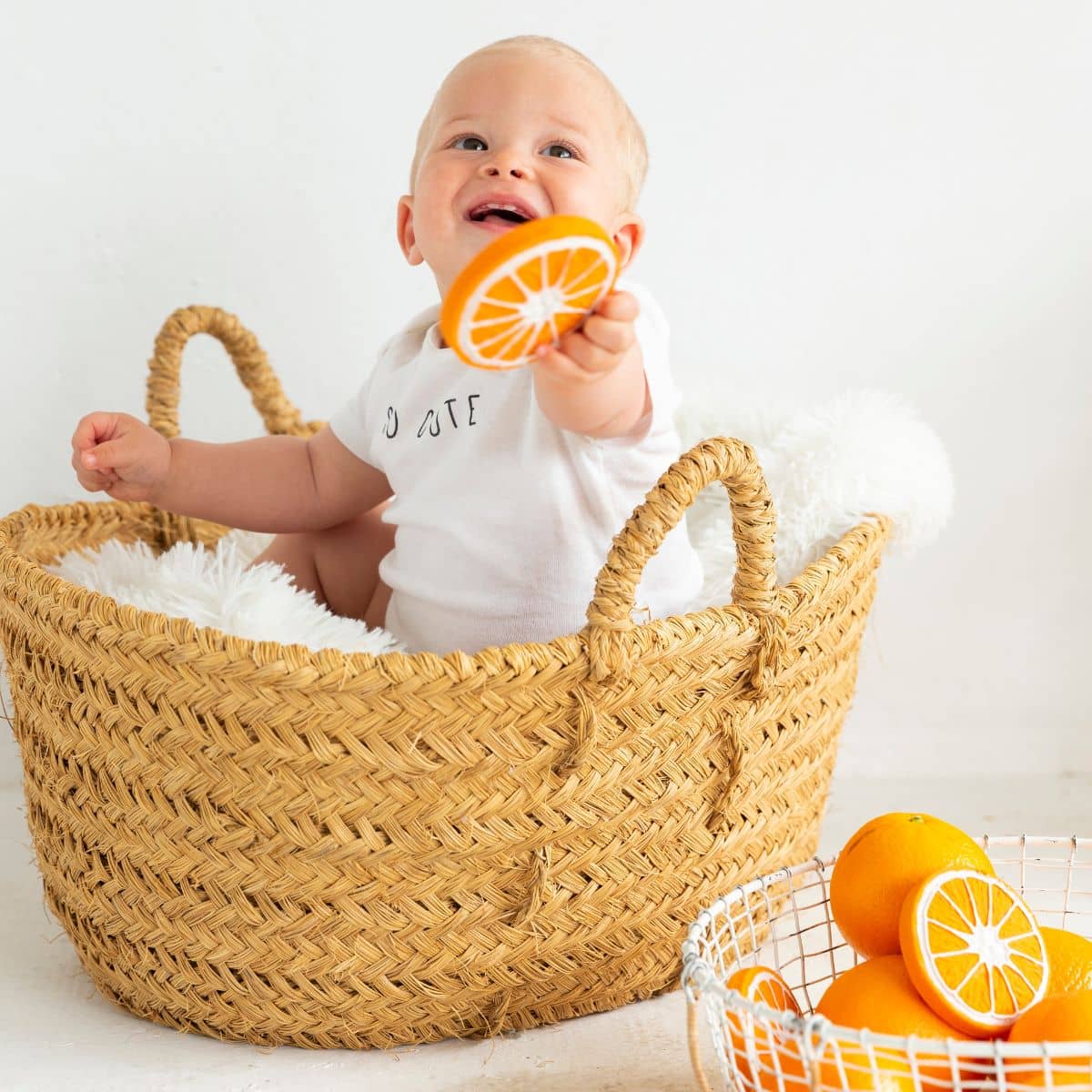 Oli & Carol Natural Rubber Teether - Clementino the Orange