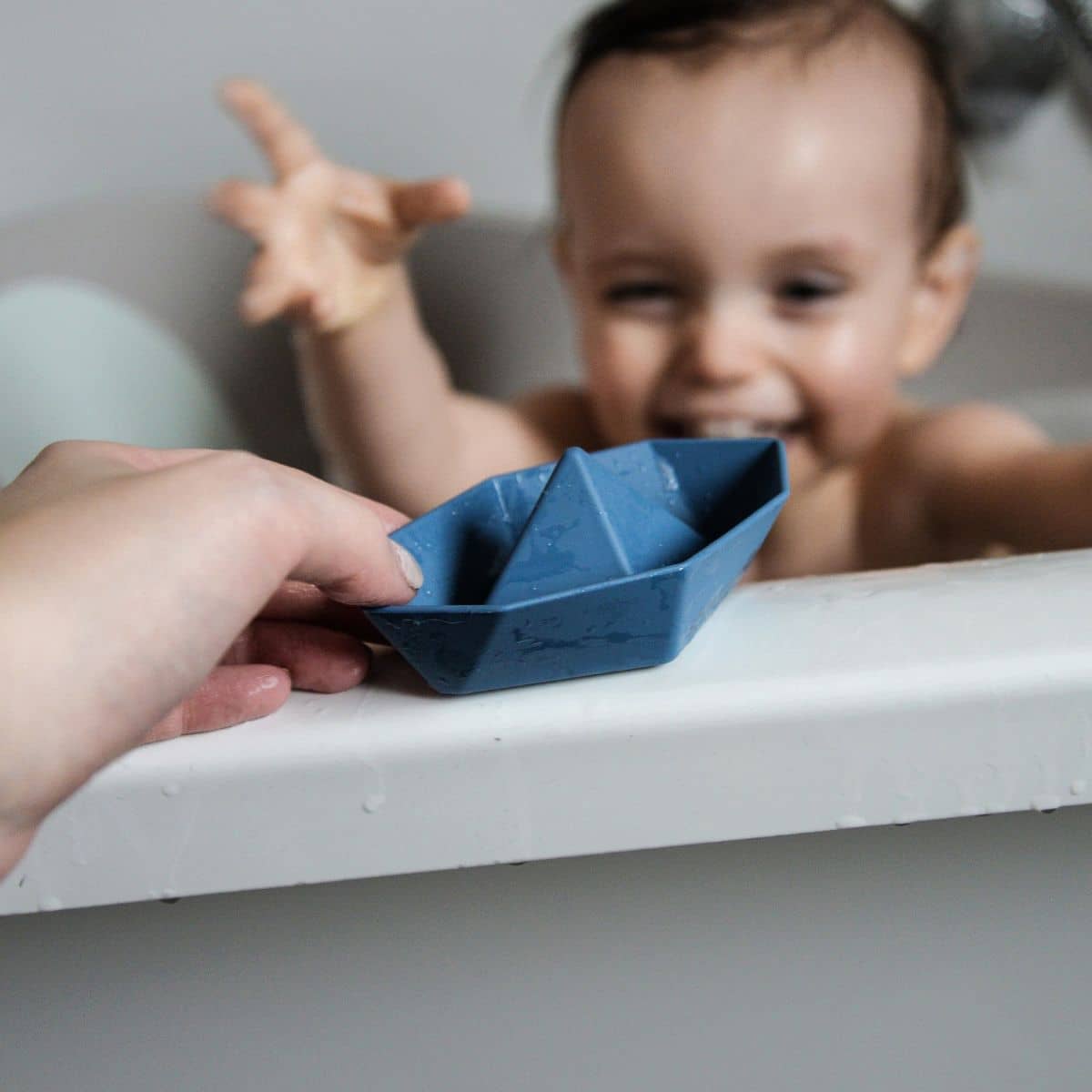 Shnuggle Stacking Boat Toy