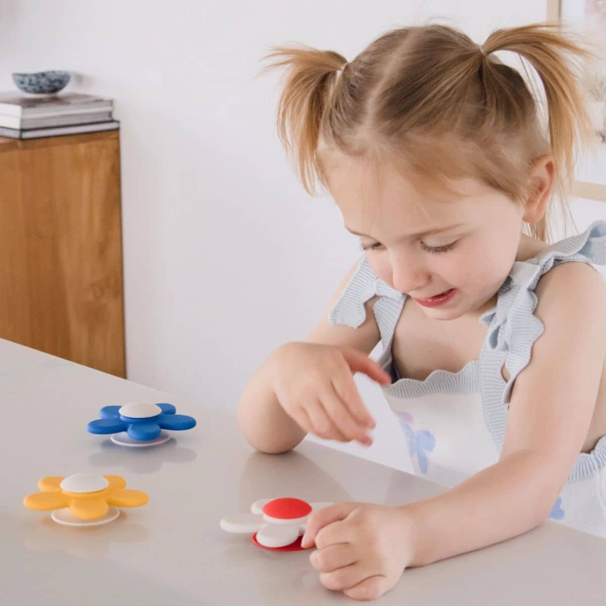 Totli Montessori Toys - The Sensory Spinners